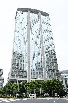 IHI exterior, logo and signage